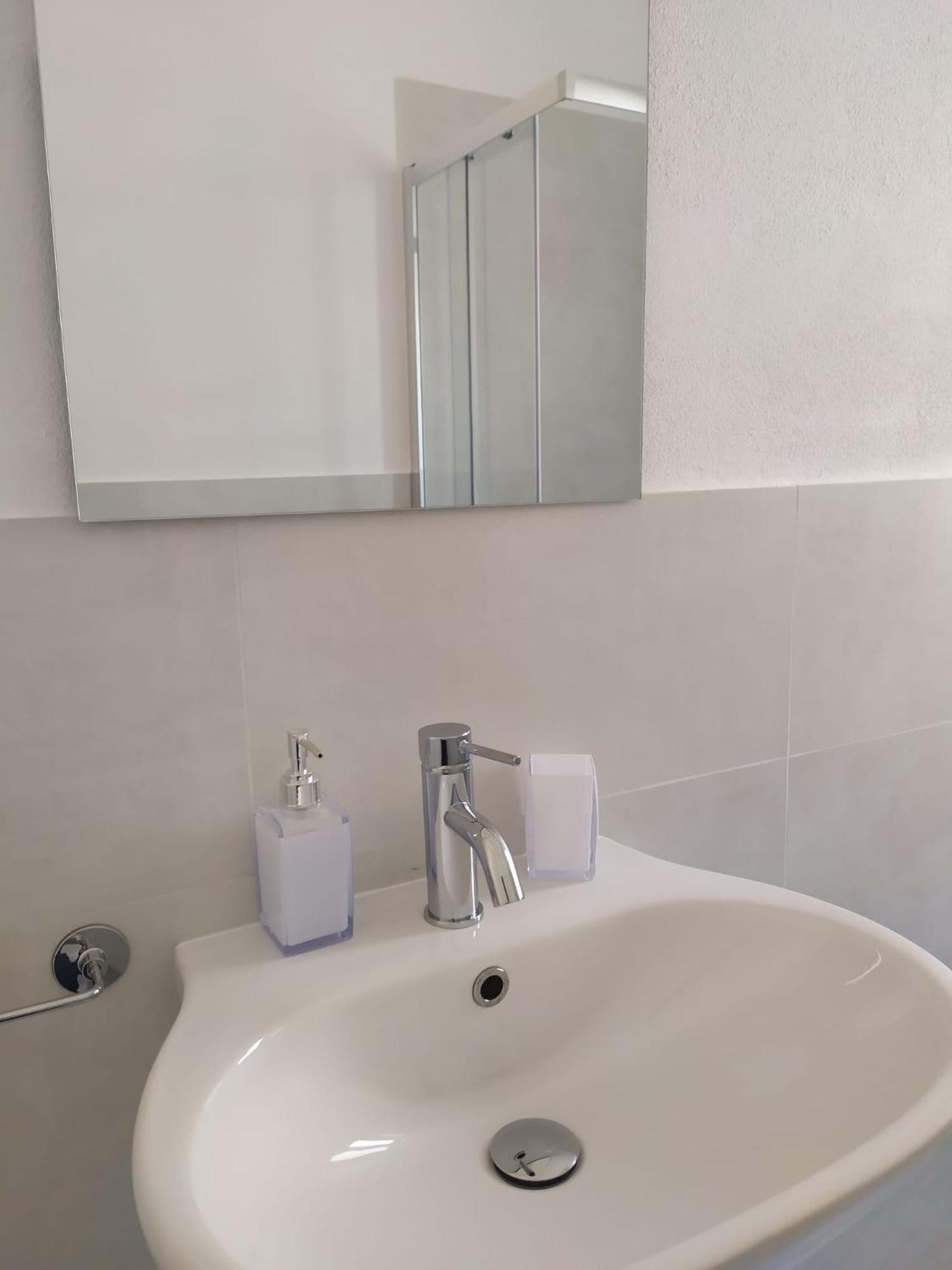 Lormar House Apartment Oristano Exterior photo